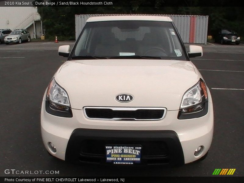 Dune Beige / Sand/Black Houndstooth Cloth 2010 Kia Soul !