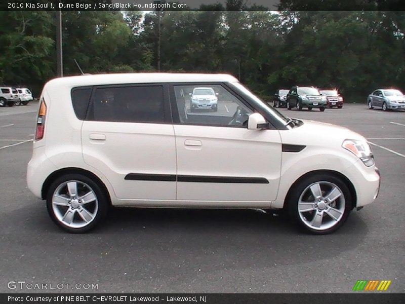 Dune Beige / Sand/Black Houndstooth Cloth 2010 Kia Soul !