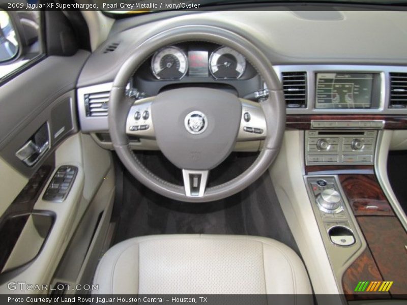Pearl Grey Metallic / Ivory/Oyster 2009 Jaguar XF Supercharged