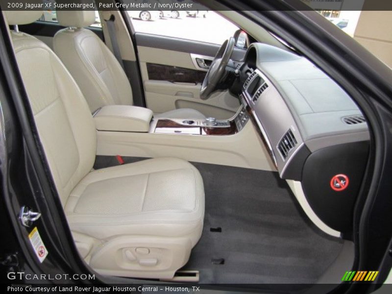 Pearl Grey Metallic / Ivory/Oyster 2009 Jaguar XF Supercharged