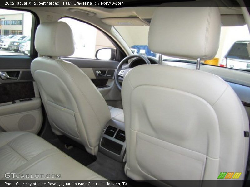Pearl Grey Metallic / Ivory/Oyster 2009 Jaguar XF Supercharged