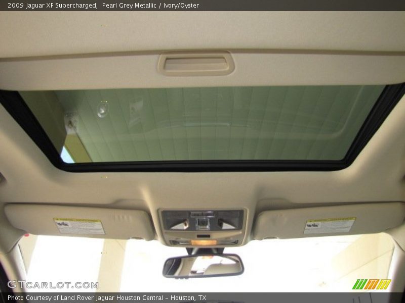 Pearl Grey Metallic / Ivory/Oyster 2009 Jaguar XF Supercharged