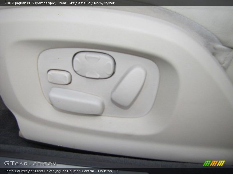 Pearl Grey Metallic / Ivory/Oyster 2009 Jaguar XF Supercharged