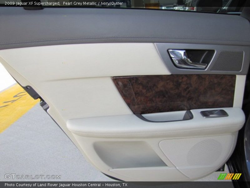 Pearl Grey Metallic / Ivory/Oyster 2009 Jaguar XF Supercharged