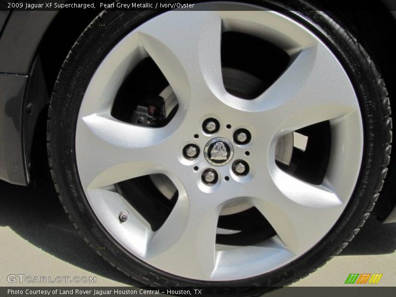 Pearl Grey Metallic / Ivory/Oyster 2009 Jaguar XF Supercharged