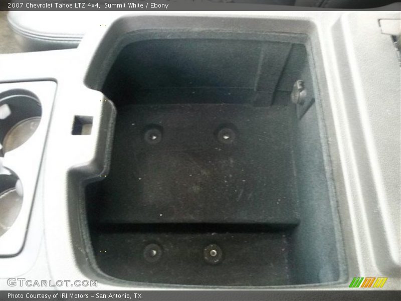 Summit White / Ebony 2007 Chevrolet Tahoe LTZ 4x4