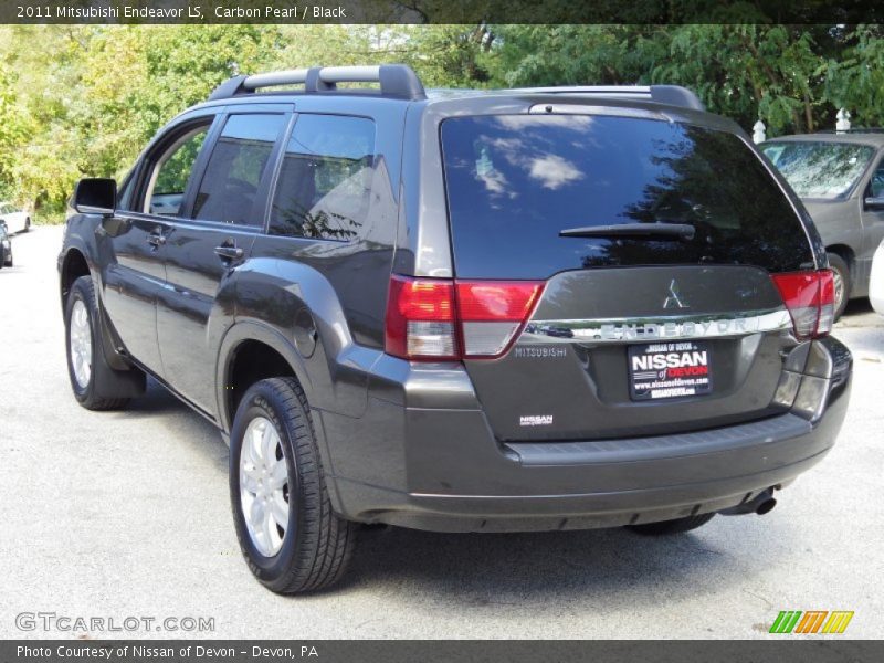 Carbon Pearl / Black 2011 Mitsubishi Endeavor LS