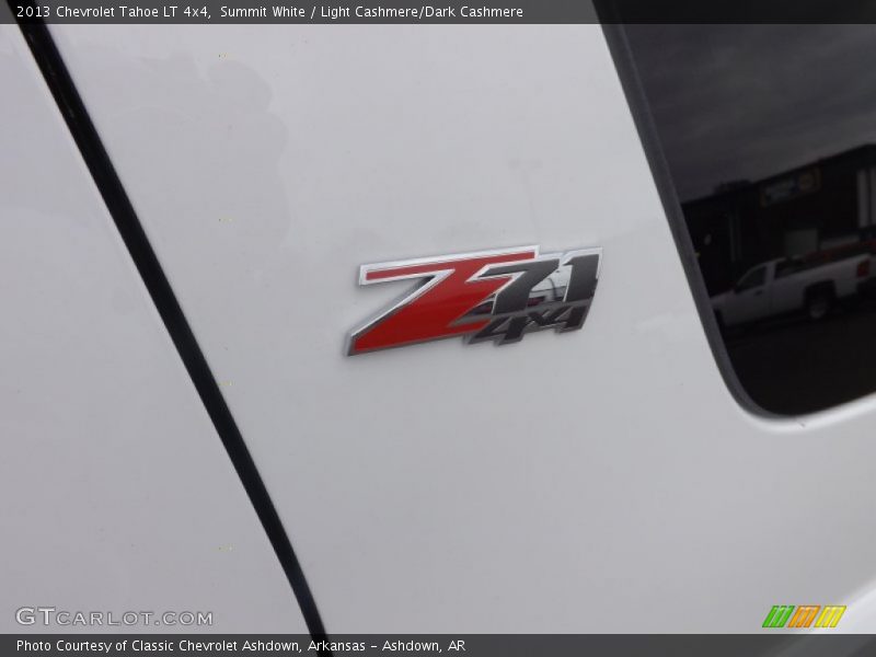 Summit White / Light Cashmere/Dark Cashmere 2013 Chevrolet Tahoe LT 4x4