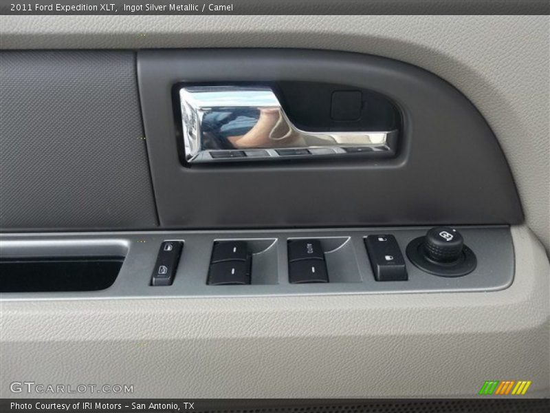 Ingot Silver Metallic / Camel 2011 Ford Expedition XLT