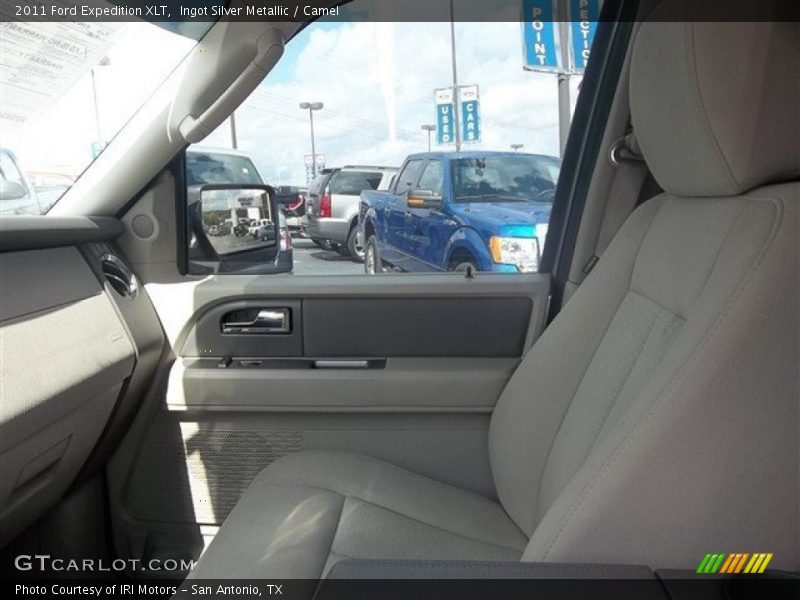 Ingot Silver Metallic / Camel 2011 Ford Expedition XLT