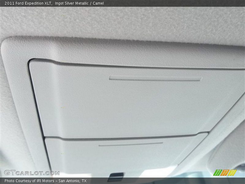 Ingot Silver Metallic / Camel 2011 Ford Expedition XLT