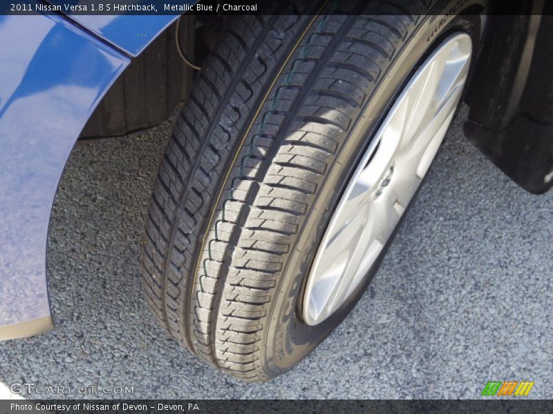 Metallic Blue / Charcoal 2011 Nissan Versa 1.8 S Hatchback