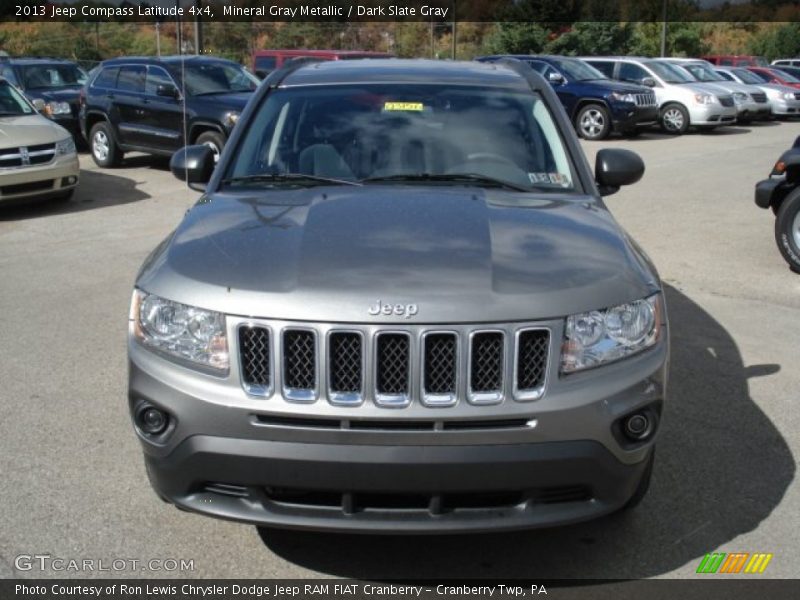 Mineral Gray Metallic / Dark Slate Gray 2013 Jeep Compass Latitude 4x4