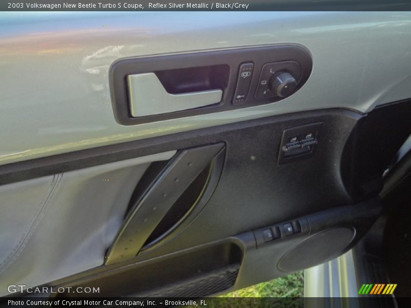 Reflex Silver Metallic / Black/Grey 2003 Volkswagen New Beetle Turbo S Coupe