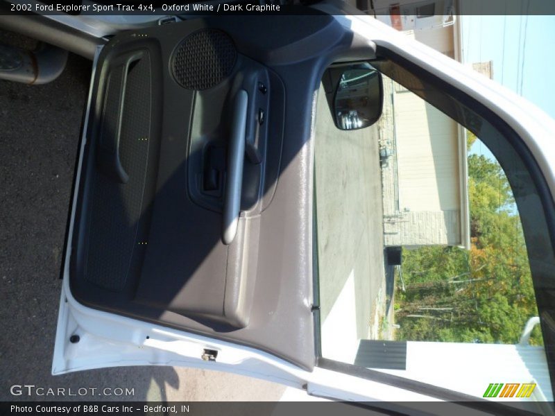 Oxford White / Dark Graphite 2002 Ford Explorer Sport Trac 4x4