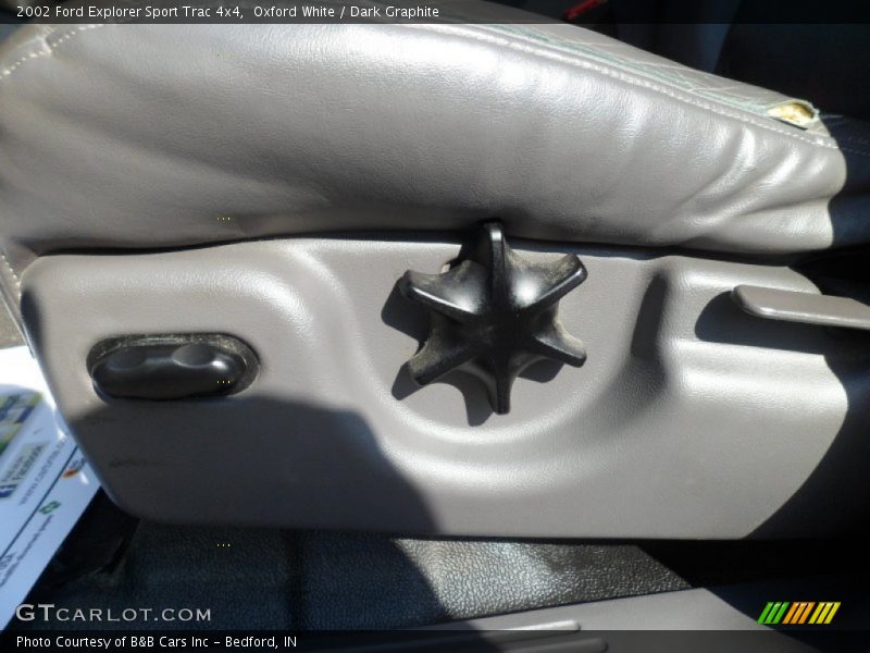 Oxford White / Dark Graphite 2002 Ford Explorer Sport Trac 4x4