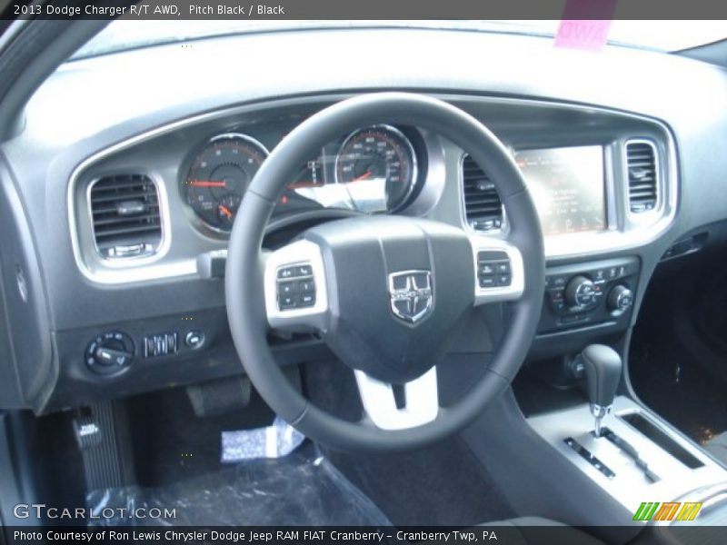 Pitch Black / Black 2013 Dodge Charger R/T AWD