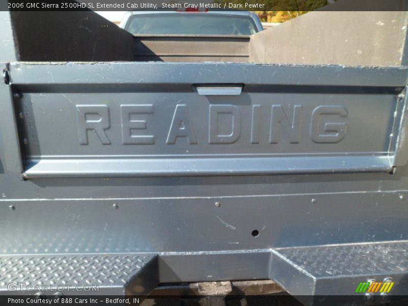 Stealth Gray Metallic / Dark Pewter 2006 GMC Sierra 2500HD SL Extended Cab Utility