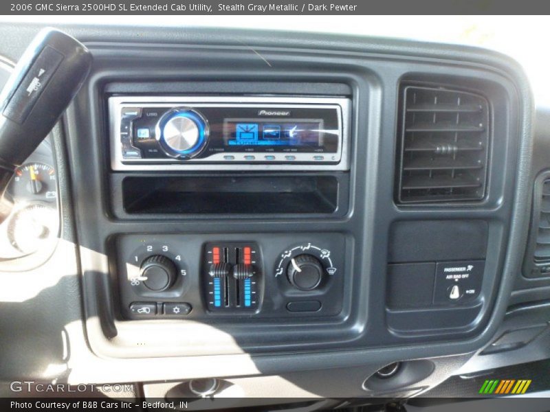 Stealth Gray Metallic / Dark Pewter 2006 GMC Sierra 2500HD SL Extended Cab Utility