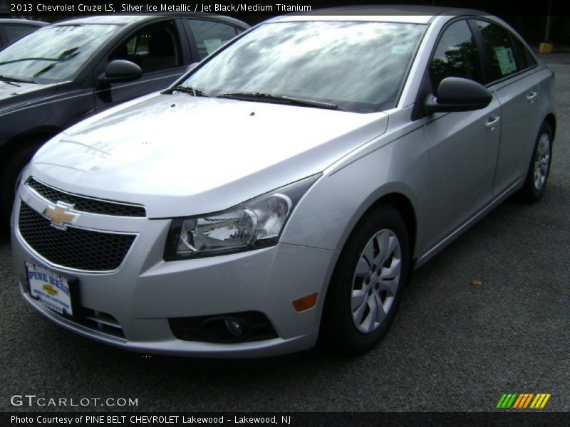 Silver Ice Metallic / Jet Black/Medium Titanium 2013 Chevrolet Cruze LS