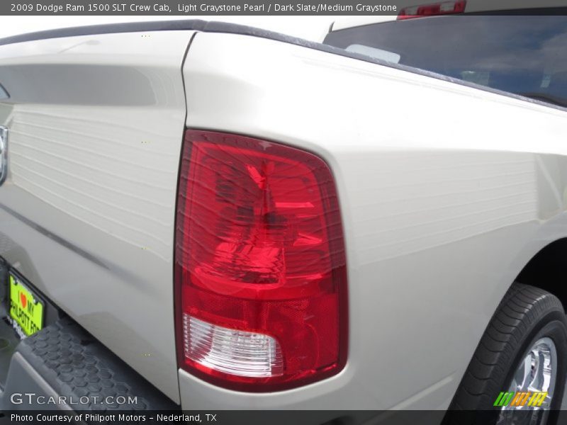 Light Graystone Pearl / Dark Slate/Medium Graystone 2009 Dodge Ram 1500 SLT Crew Cab