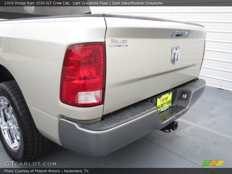 Light Graystone Pearl / Dark Slate/Medium Graystone 2009 Dodge Ram 1500 SLT Crew Cab
