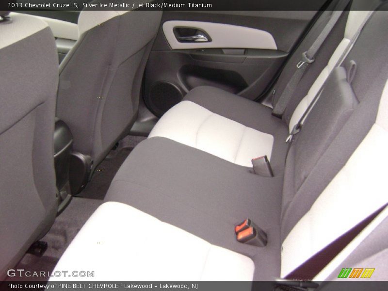 Silver Ice Metallic / Jet Black/Medium Titanium 2013 Chevrolet Cruze LS