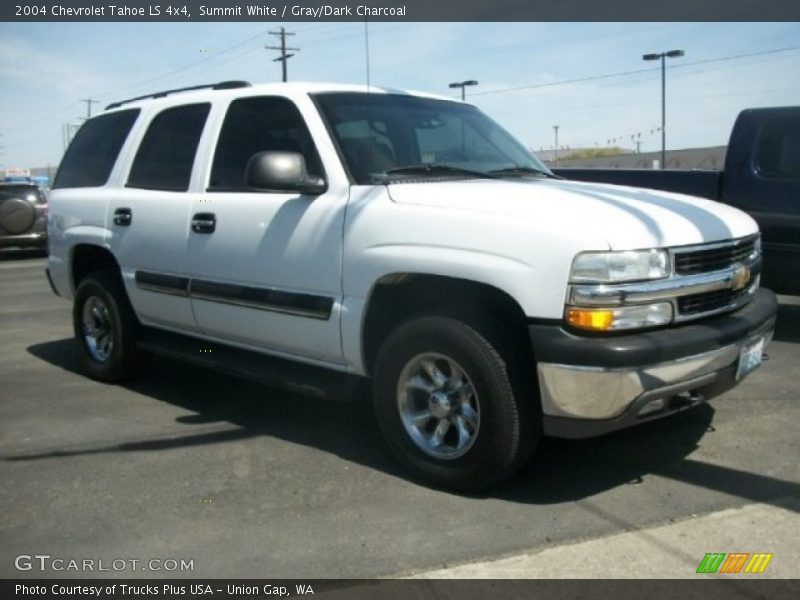 Summit White / Gray/Dark Charcoal 2004 Chevrolet Tahoe LS 4x4