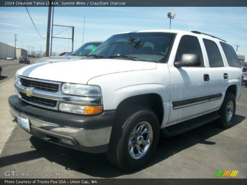 Summit White / Gray/Dark Charcoal 2004 Chevrolet Tahoe LS 4x4