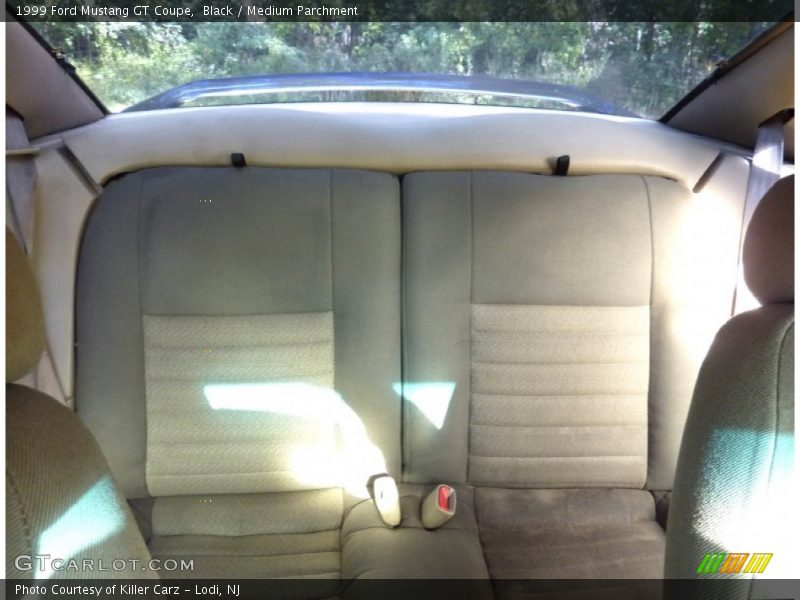 Black / Medium Parchment 1999 Ford Mustang GT Coupe