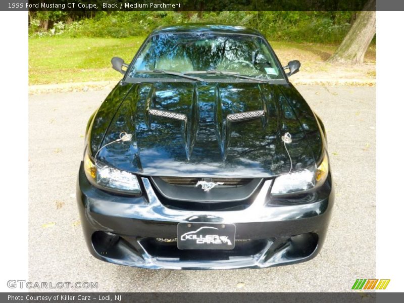 Black / Medium Parchment 1999 Ford Mustang GT Coupe