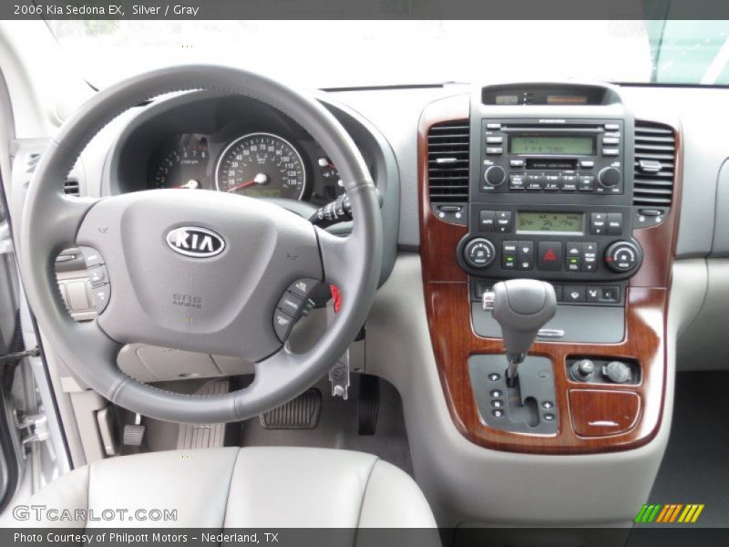 Silver / Gray 2006 Kia Sedona EX