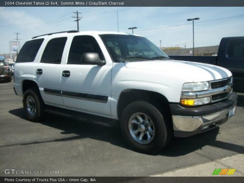 Summit White / Gray/Dark Charcoal 2004 Chevrolet Tahoe LS 4x4