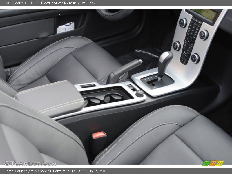 Electric Silver Metallic / Off Black 2012 Volvo C70 T5