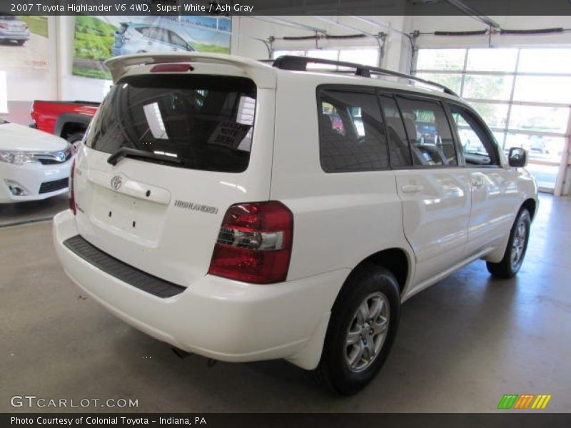 Super White / Ash Gray 2007 Toyota Highlander V6 4WD