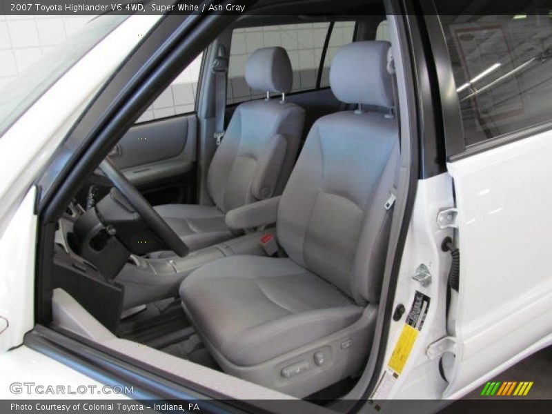 Super White / Ash Gray 2007 Toyota Highlander V6 4WD