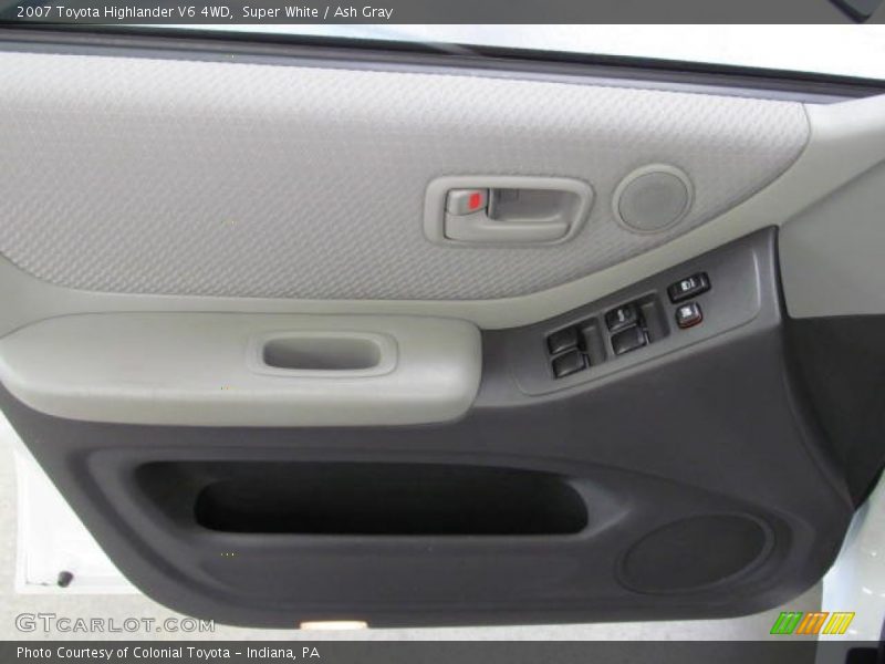Super White / Ash Gray 2007 Toyota Highlander V6 4WD