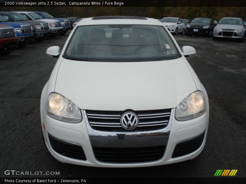 Campanella White / Pure Beige 2006 Volkswagen Jetta 2.5 Sedan