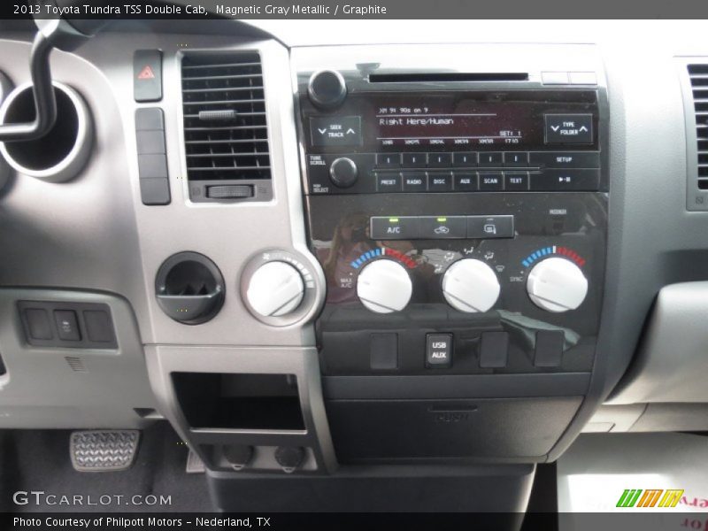 Controls of 2013 Tundra TSS Double Cab