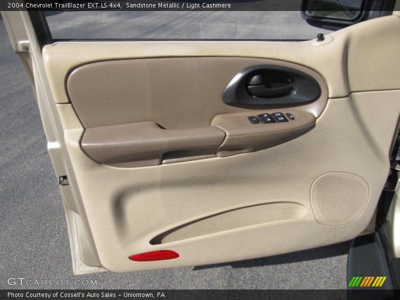 Sandstone Metallic / Light Cashmere 2004 Chevrolet TrailBlazer EXT LS 4x4
