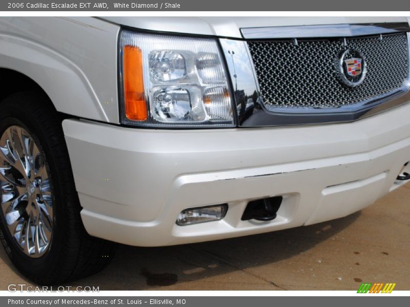 White Diamond / Shale 2006 Cadillac Escalade EXT AWD