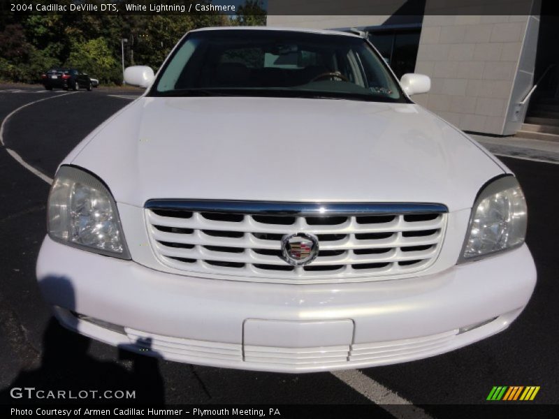 White Lightning / Cashmere 2004 Cadillac DeVille DTS
