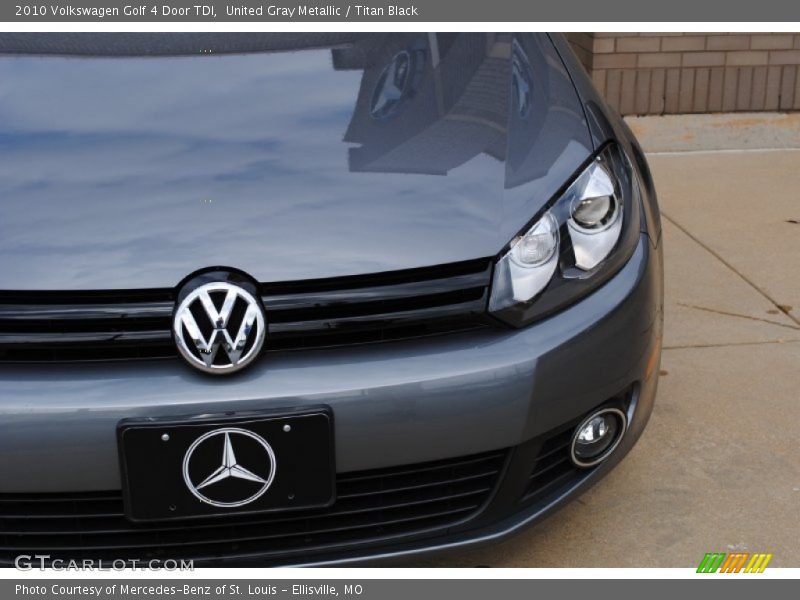 United Gray Metallic / Titan Black 2010 Volkswagen Golf 4 Door TDI