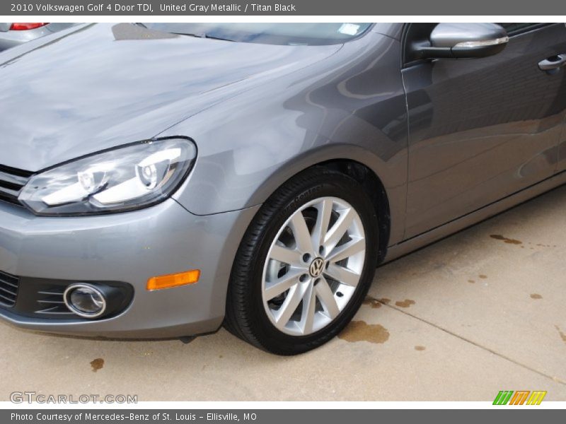 United Gray Metallic / Titan Black 2010 Volkswagen Golf 4 Door TDI