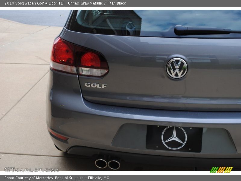 United Gray Metallic / Titan Black 2010 Volkswagen Golf 4 Door TDI
