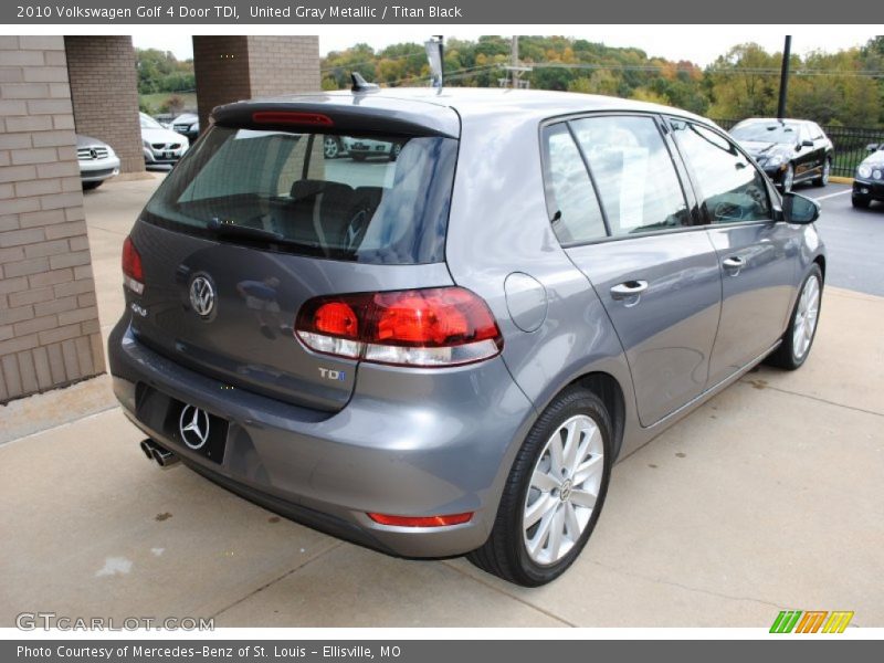 United Gray Metallic / Titan Black 2010 Volkswagen Golf 4 Door TDI