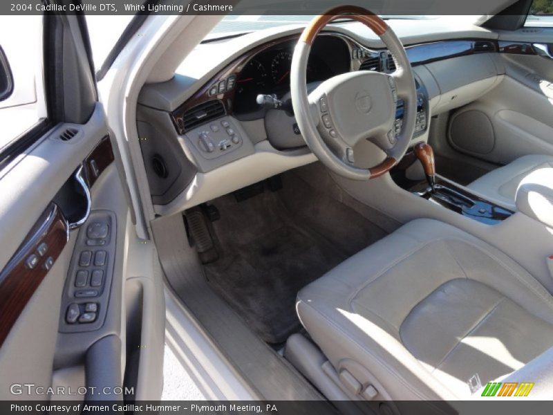 White Lightning / Cashmere 2004 Cadillac DeVille DTS
