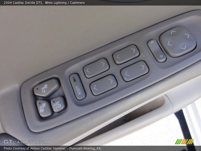White Lightning / Cashmere 2004 Cadillac DeVille DTS