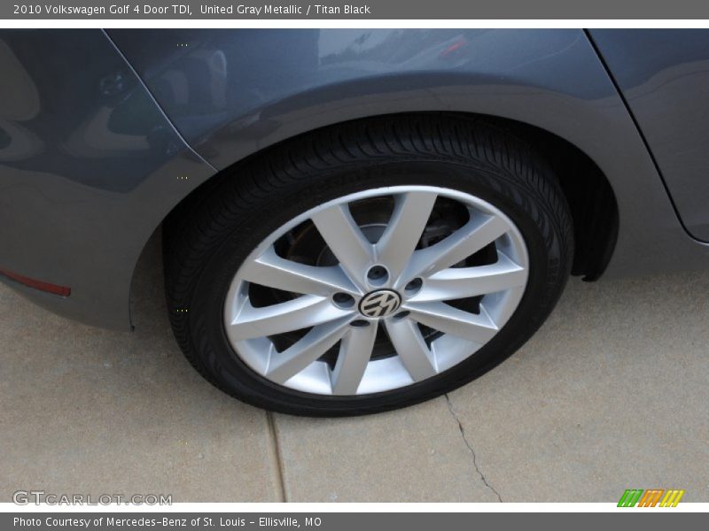United Gray Metallic / Titan Black 2010 Volkswagen Golf 4 Door TDI