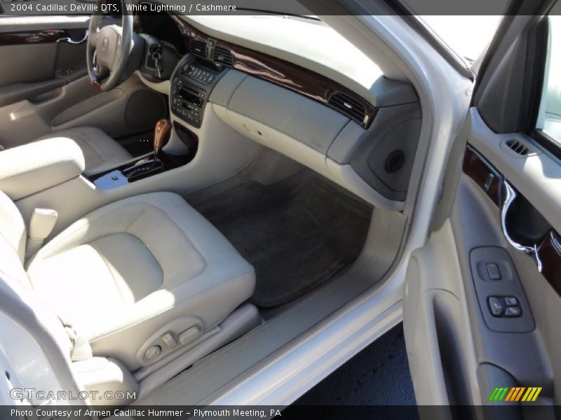 White Lightning / Cashmere 2004 Cadillac DeVille DTS